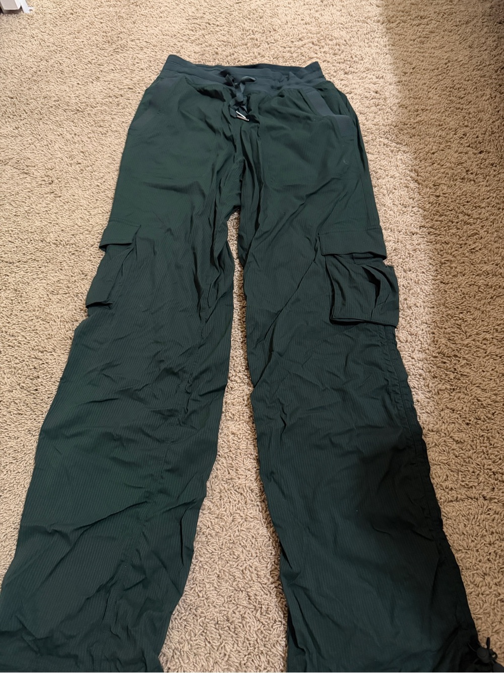 Lululemon Dance Studio Relaxed-Fit Mid Rise Cargo Pant in Rainforest Green XS